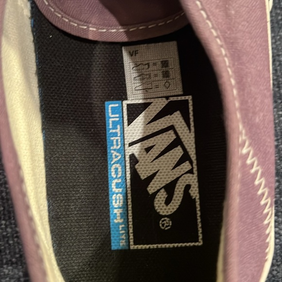 Vans Limited Edition Purple Sneaker with Pirate Sole - Men’s 6.5/ Women’s 8 - Picture 6 of 8
